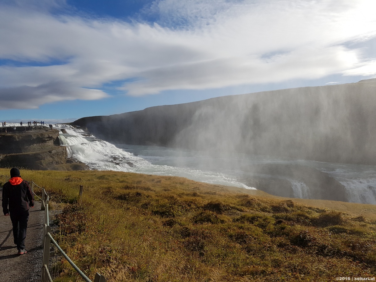 Gullfoss, Geysire & Thingvellir